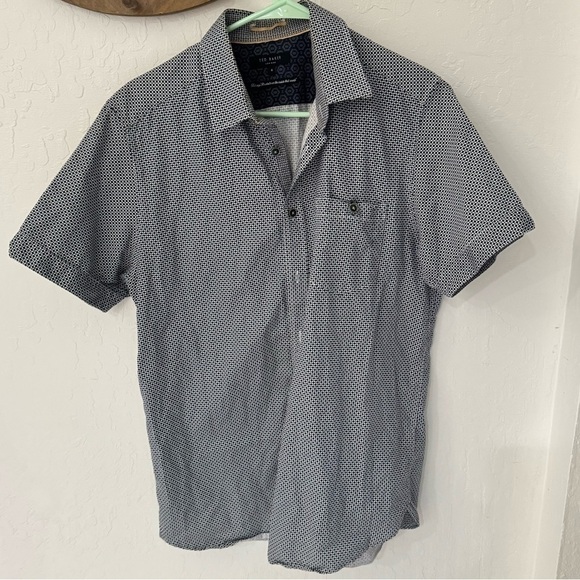 Ted Baker London Short Sleeve Dress Shirt Size 4 Diamond Navy Blue White - Picture 1 of 8
